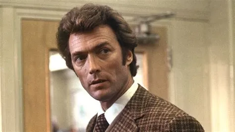 Dirty Harry -  ein Meisterwerk der Action mit Clint Eastwood als unbarmherzigem Polizisten!