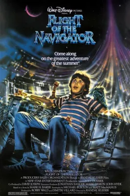 Was ist mit Flight of the Navigator? Eine Geschichte über eine Zeitreise und eine sprechende Maschine!